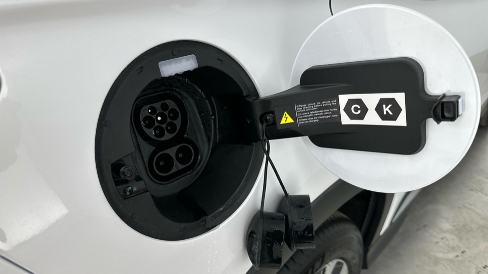 BYD Seal U 1.5 DM-i Boost 5dr Auto Estate - Image 20