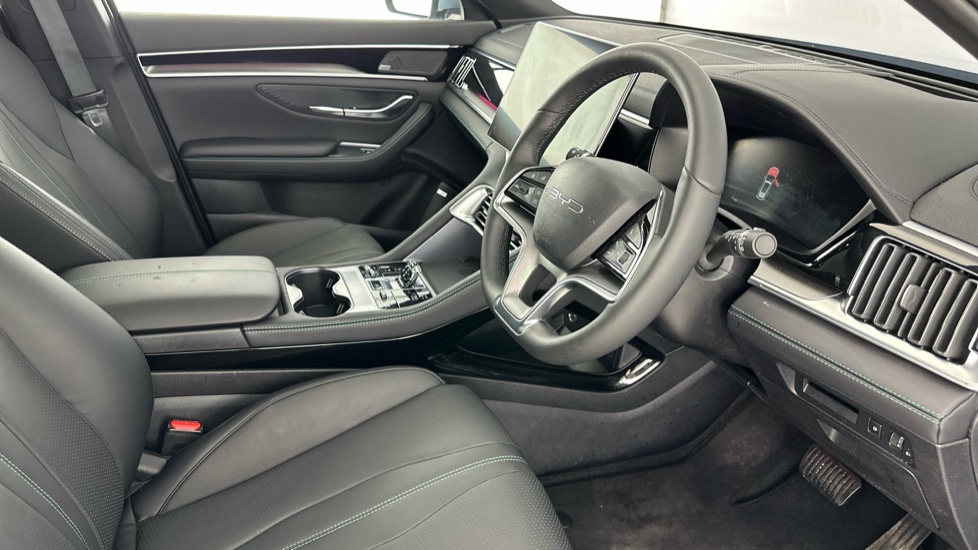 BYD Seal U 1.5 DM-i Comfort 5dr Auto Estate - Image 11