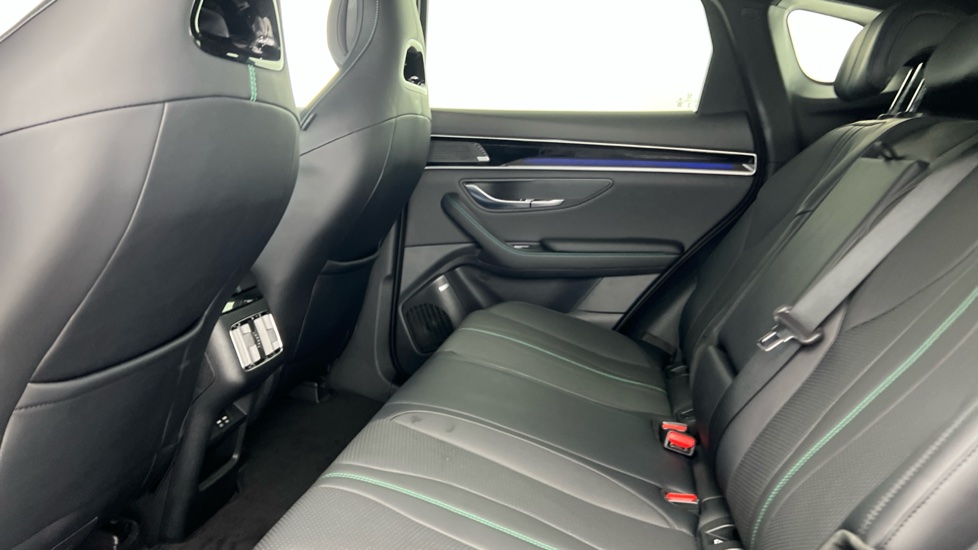 BYD Seal U 1.5 DM-i Comfort 5dr Auto Estate - Image 13