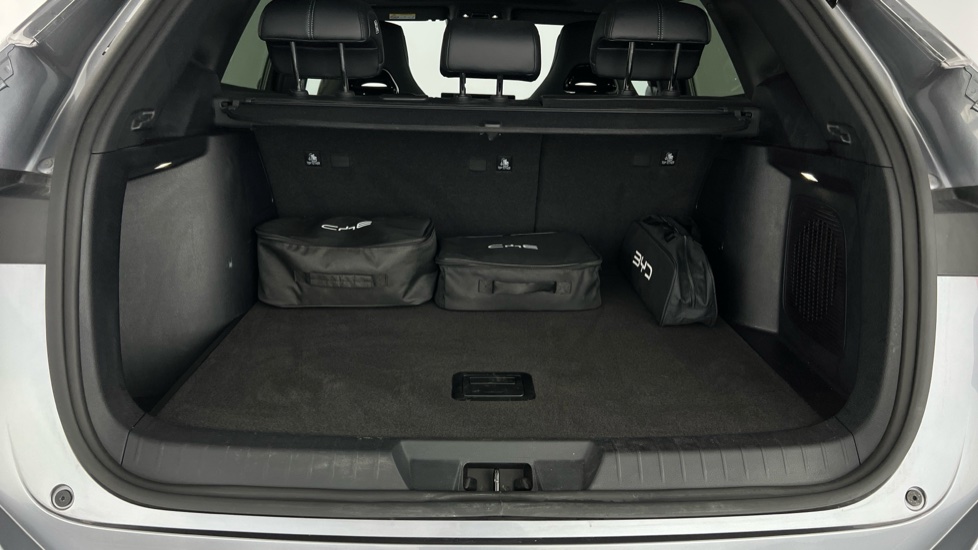 BYD Seal U 1.5 DM-i Comfort 5dr Auto Estate - Image 14