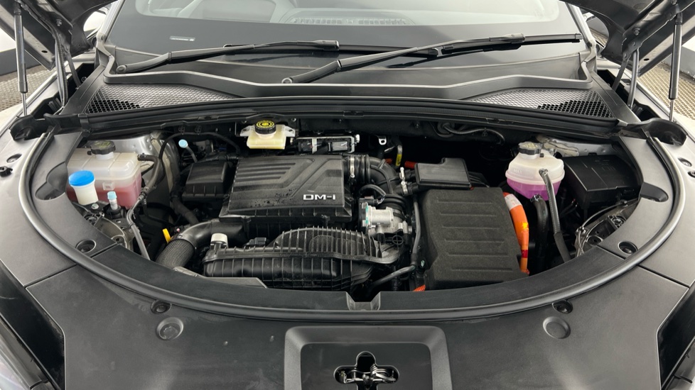 BYD Seal U 1.5 DM-i Comfort 5dr Auto Estate - Image 21