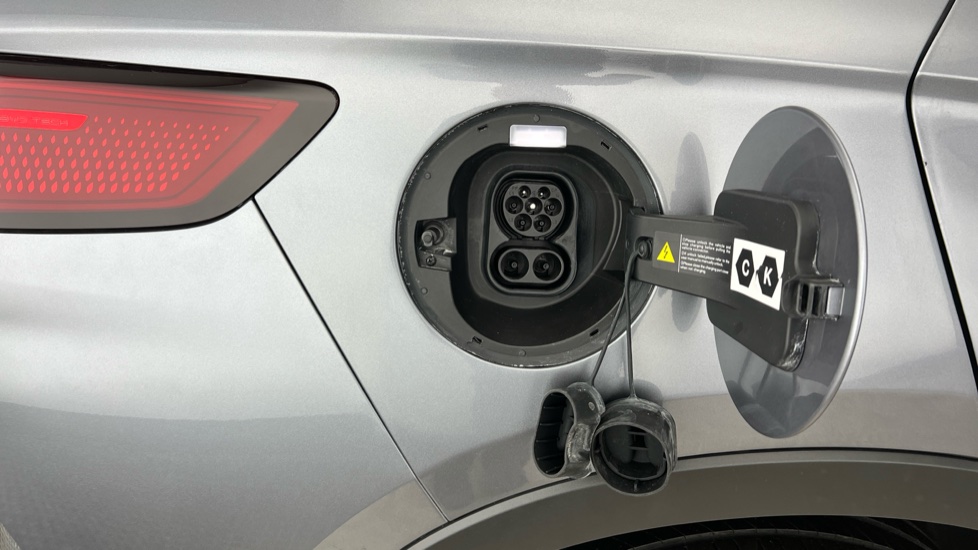BYD Seal U 1.5 DM-i Boost 5dr Auto Estate - Image 20