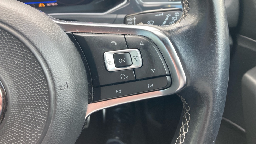 Volkswagen T-Roc 1.5 TSI EVO R-Line 5dr Petrol Hatchback - Image 23