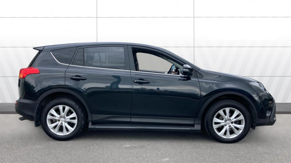 Toyota Rav 4 2.2 D-4D Icon 5dr Diesel Estate - Image 5