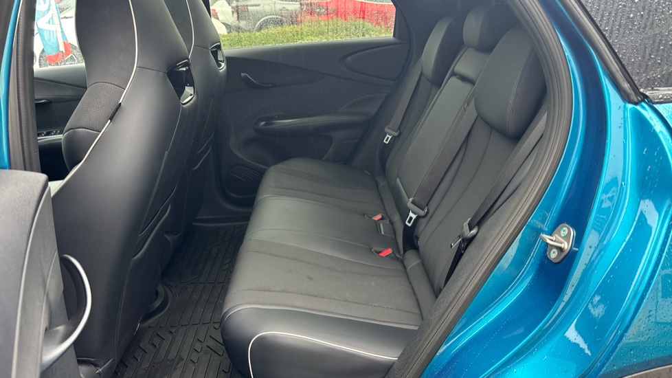 BYD Dolphin 150kW Design 60.4kWh 5dr Auto Electric Hatchback - Image 16