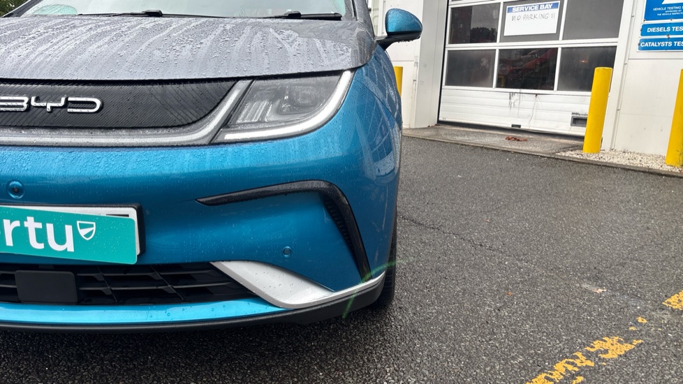BYD Dolphin 150kW Design 60.4kWh 5dr Auto Electric Hatchback - Image 43