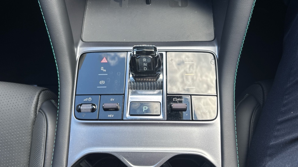 BYD Seal U 1.5 DM-i Comfort 5dr Auto Estate - Image 29