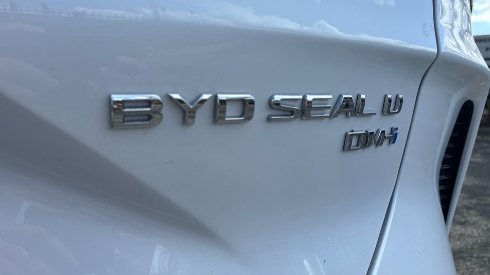 BYD Seal U 1.5 DM-i Comfort 5dr Auto Estate - Image 45