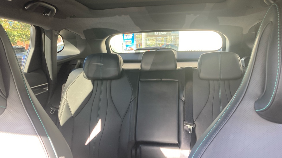 BYD Seal U 1.5 DM-i Boost 5dr Auto Estate - Image 15