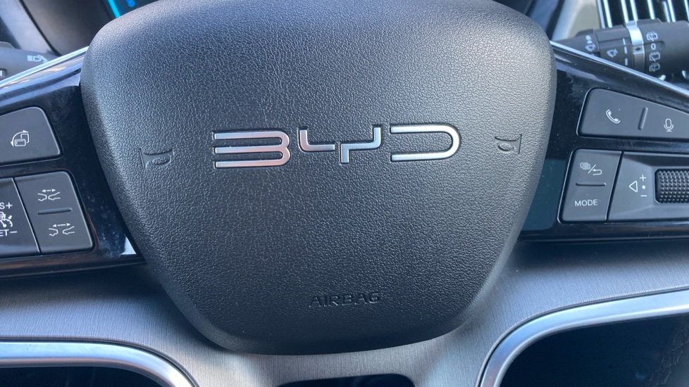 BYD Seal U 1.5 DM-i Boost 5dr Auto Estate - Image 39