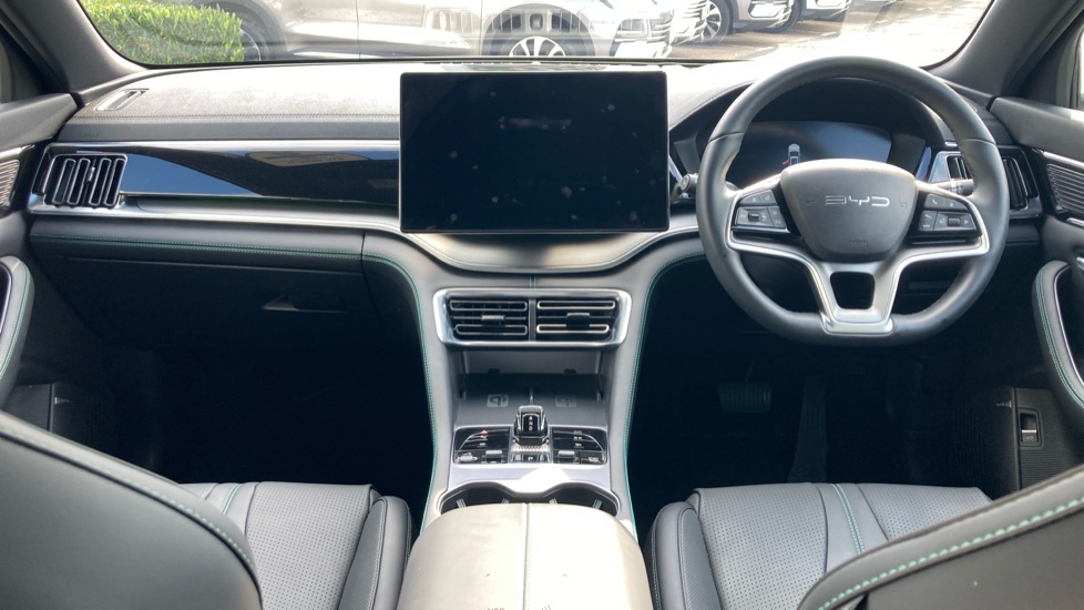 BYD Seal U 1.5 DM-i Comfort 5dr Auto Estate - Image 10