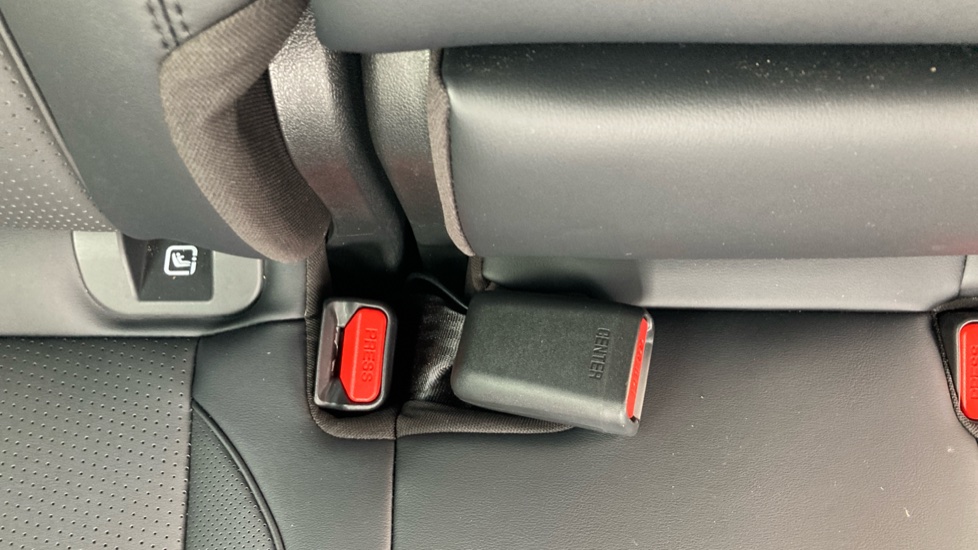BYD Seal U 1.5 DM-i Comfort 5dr Auto Estate - Image 17