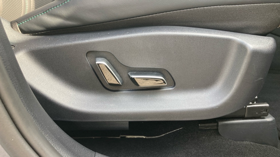 BYD Seal U 1.5 DM-i Comfort 5dr Auto Estate - Image 23