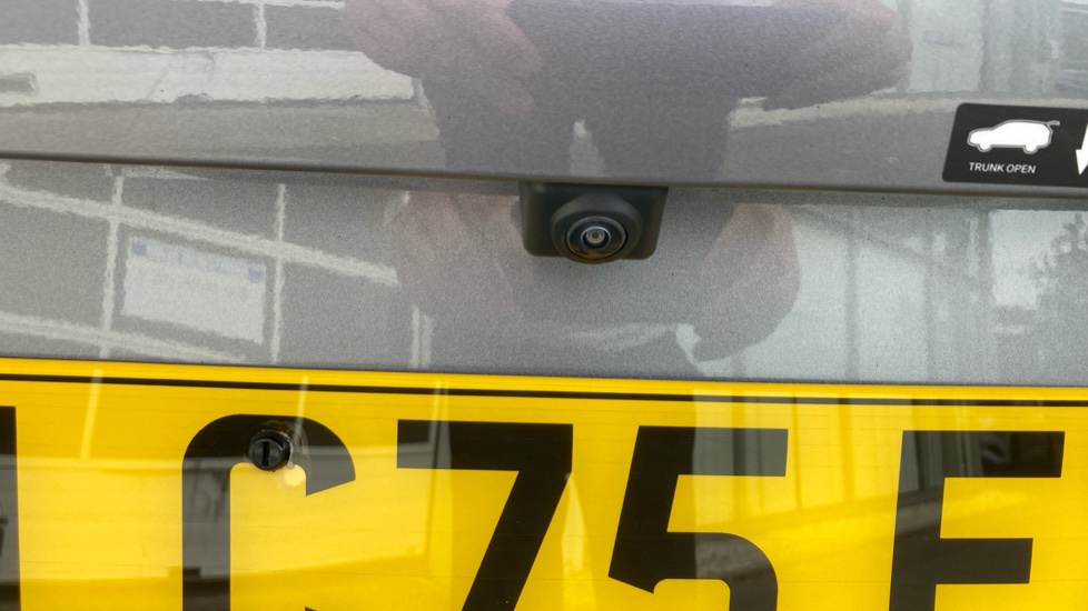 BYD Seal U 1.5 DM-i Comfort 5dr Auto Estate - Image 41