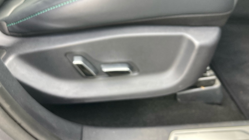 BYD Seal U 1.5 DM-i Comfort 5dr Auto Estate - Image 35