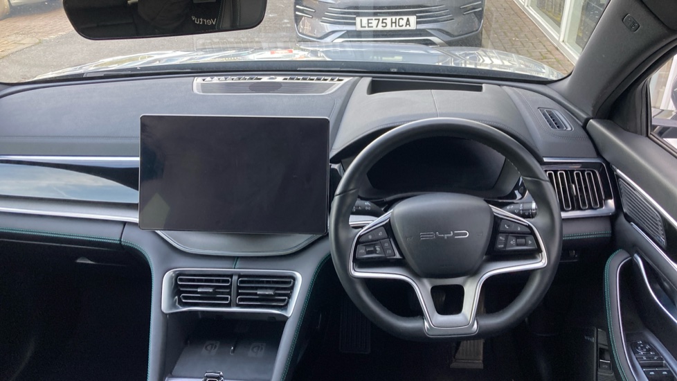 BYD Seal U 1.5 DM-i Comfort 5dr Auto Estate - Image 10
