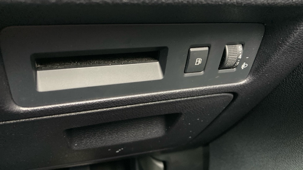 BYD Seal U 1.5 DM-i Comfort 5dr Auto Estate - Image 44