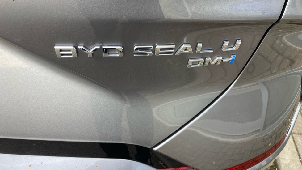 BYD Seal U 1.5 DM-i Comfort 5dr Auto Estate - Image 57