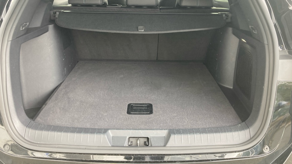 BYD Seal U 1.5 DM-i Comfort 5dr Auto Estate - Image 4