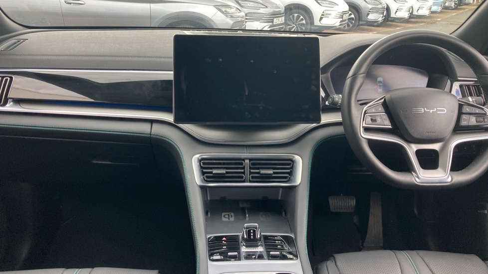 BYD Seal U 1.5 DM-i Comfort 5dr Auto Estate - Image 10