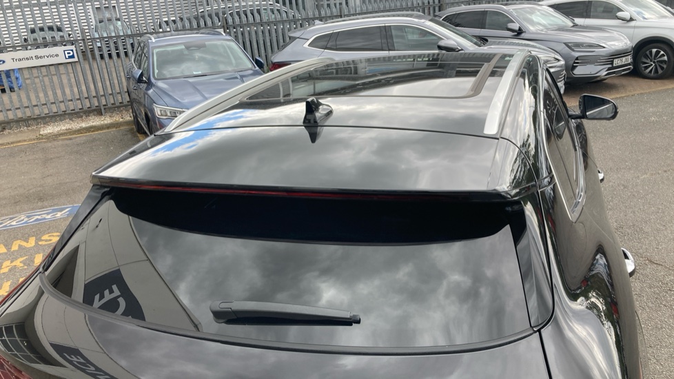 BYD Seal U 1.5 DM-i Comfort 5dr Auto Estate - Image 45