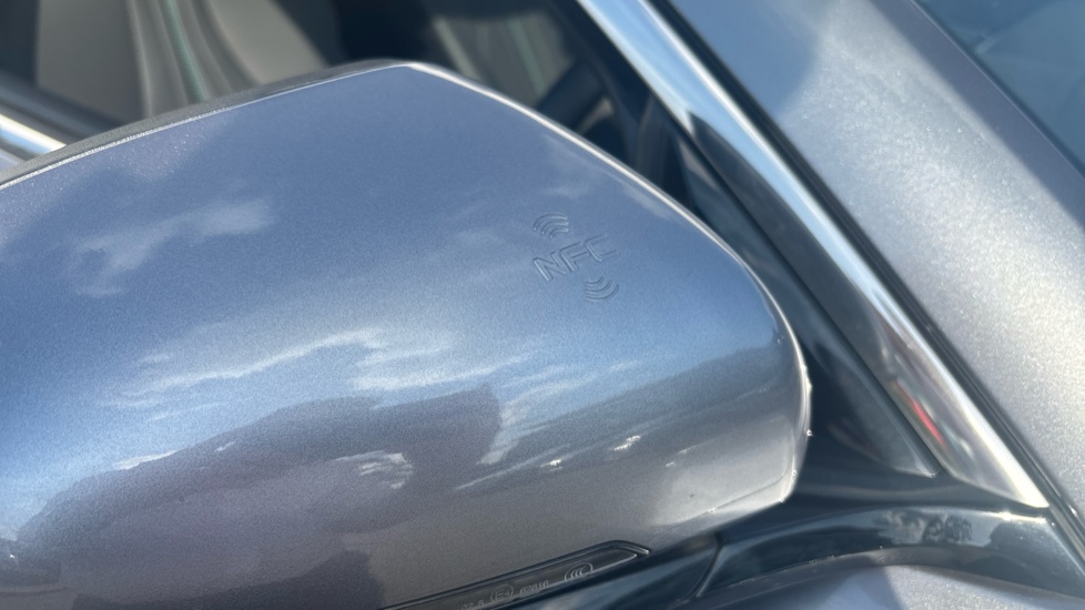 BYD Seal U 1.5 DM-i Comfort 5dr Auto Estate - Image 25