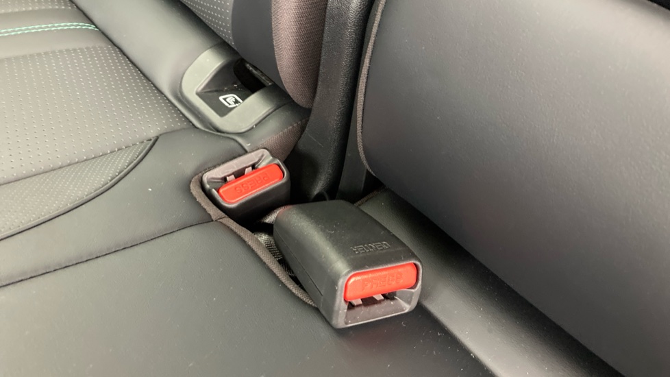 BYD Seal U 1.5 DM-i Comfort 5dr Auto Estate - Image 17