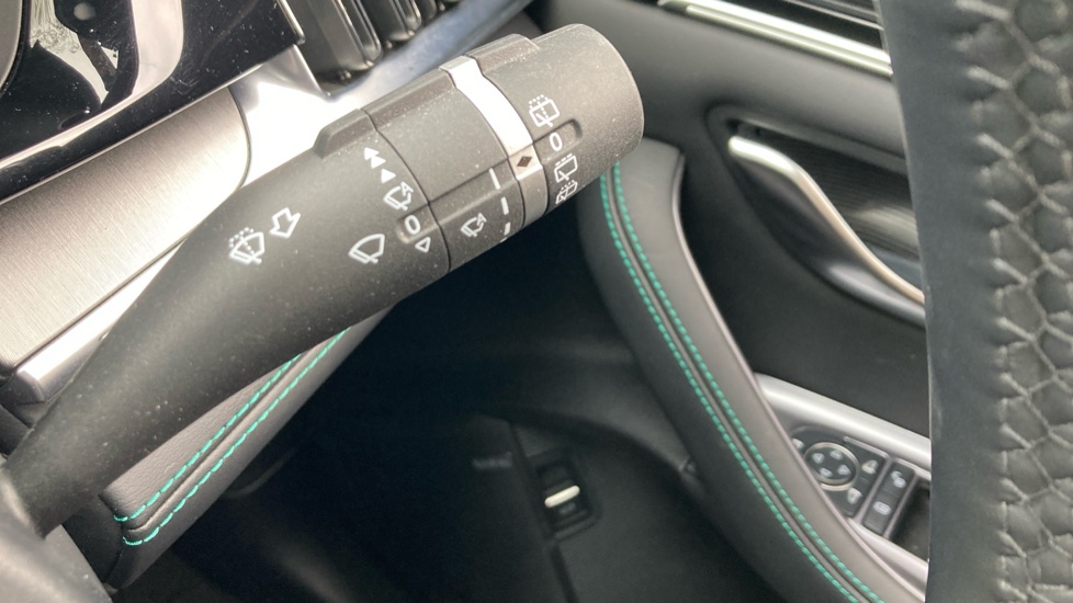 BYD Seal U 1.5 DM-i Comfort 5dr Auto Estate - Image 25