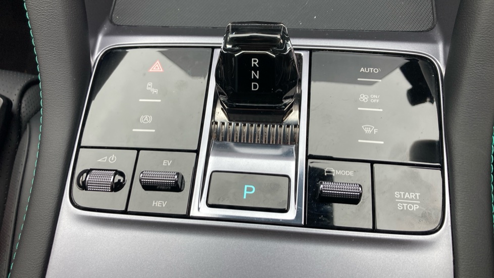 BYD Seal U 1.5 DM-i Comfort 5dr Auto Estate - Image 34