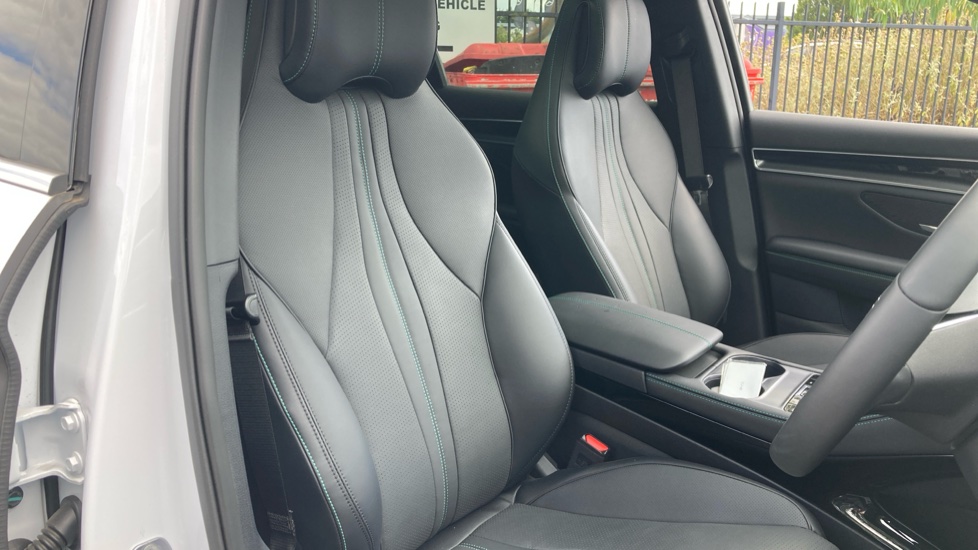 BYD Seal U 1.5 DM-i Comfort 5dr Auto Estate - Image 39
