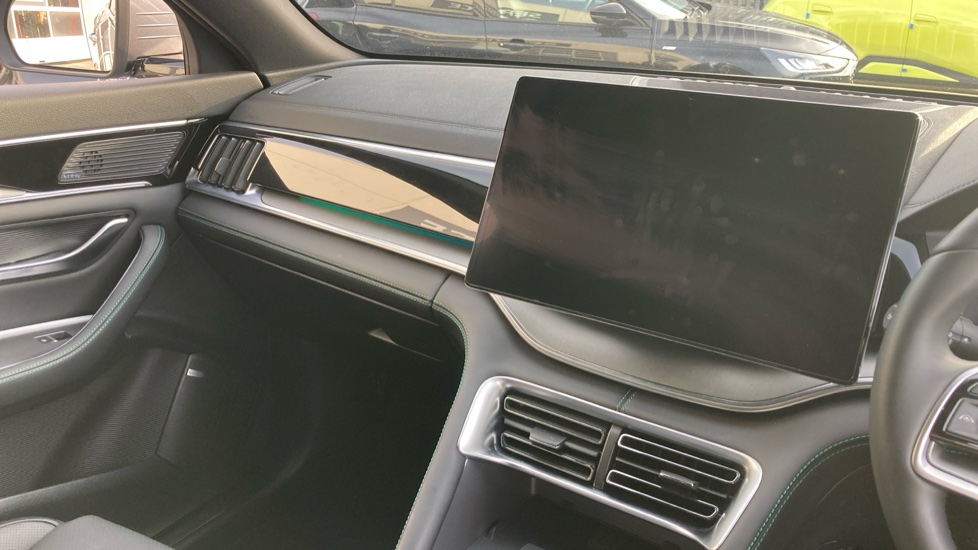 BYD Seal U 1.5 DM-i Boost 5dr Auto Estate - Image 14