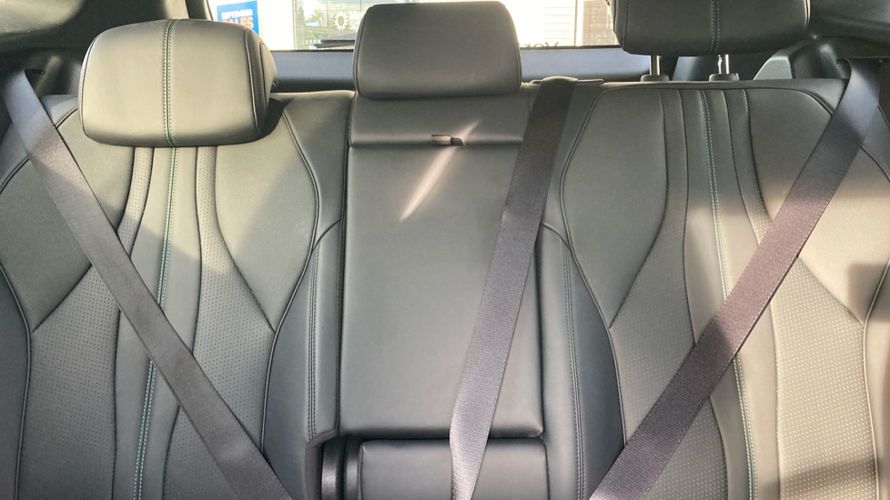 BYD Seal U 1.5 DM-i Boost 5dr Auto Estate - Image 15