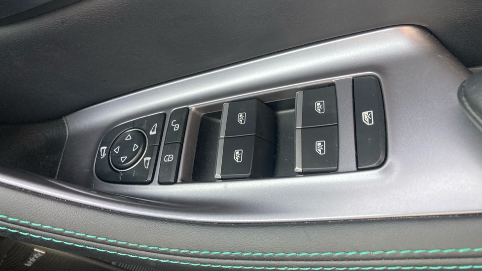 BYD Seal U 1.5 DM-i Boost 5dr Auto Estate - Image 21