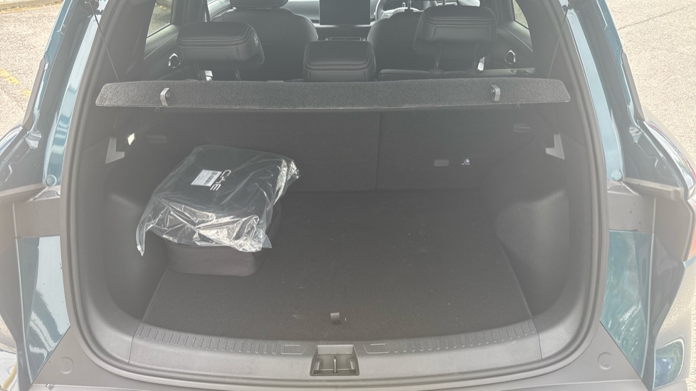 BYD Atto 2 1.5 DM-i 212 Boost 5dr Auto Hatchback - Image 4