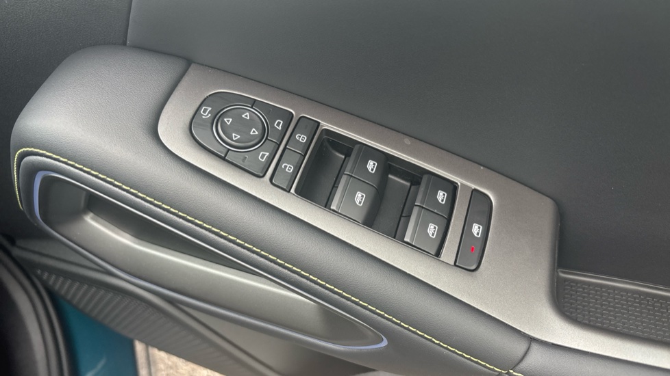 BYD Atto 2 1.5 DM-i 212 Boost 5dr Auto Hatchback - Image 28