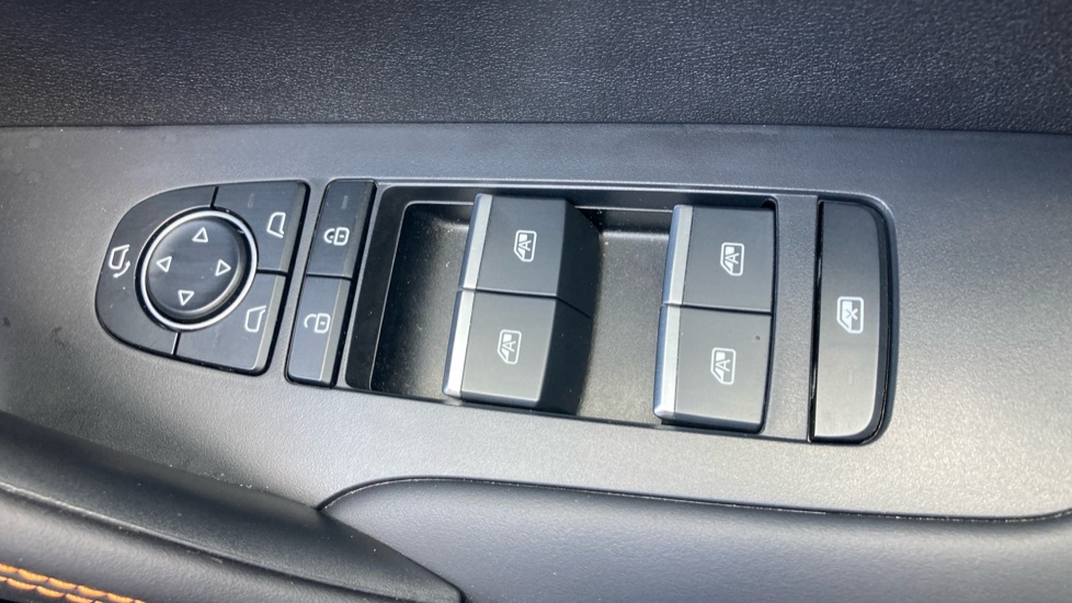 BYD Sealion 5 1.5 DM-i Comfort 5dr Auto Estate - Image 34