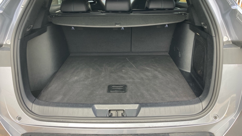BYD Seal U 1.5 DM-i Boost 5dr Auto Estate - Image 4