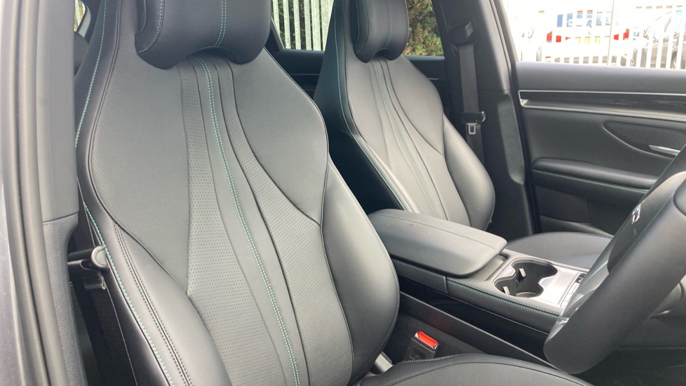 BYD Seal U 1.5 DM-i Boost 5dr Auto Estate - Image 41