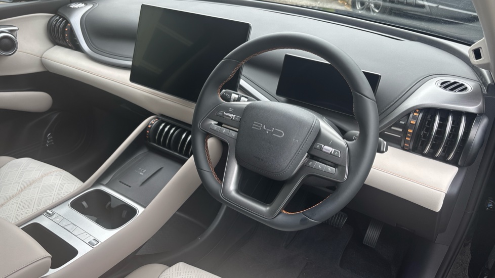 BYD Atto 3 Evo 230kW Design 75kWh 5dr Auto Electric Hatchback - Image 11