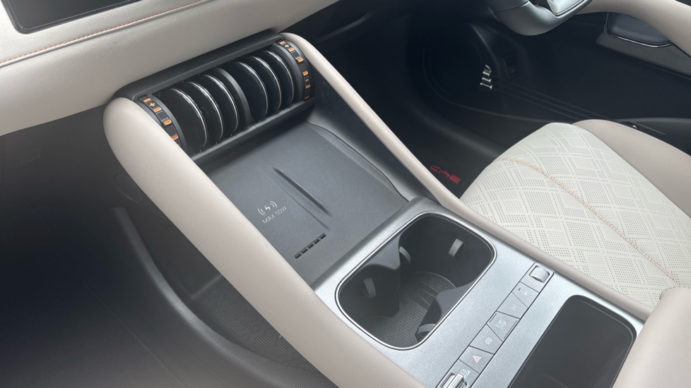 BYD Atto 3 Evo 230kW Design 75kWh 5dr Auto Electric Hatchback - Image 13
