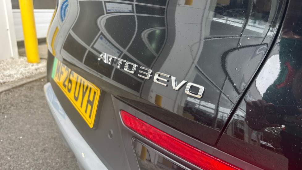 BYD Atto 3 Evo 230kW Design 75kWh 5dr Auto Electric Hatchback - Image 40