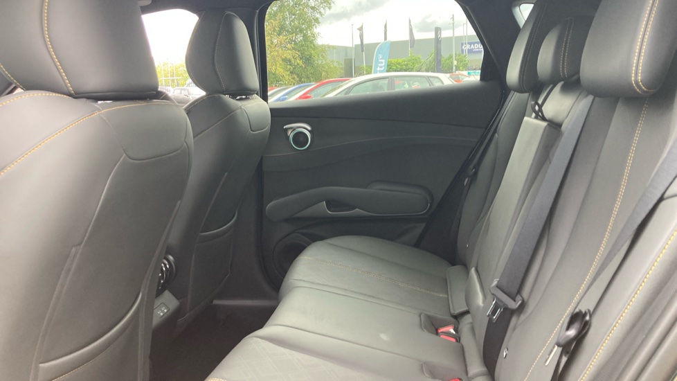 BYD Atto 3 Evo 230kW Design 75kWh 5dr Auto Electric Hatchback - Image 16