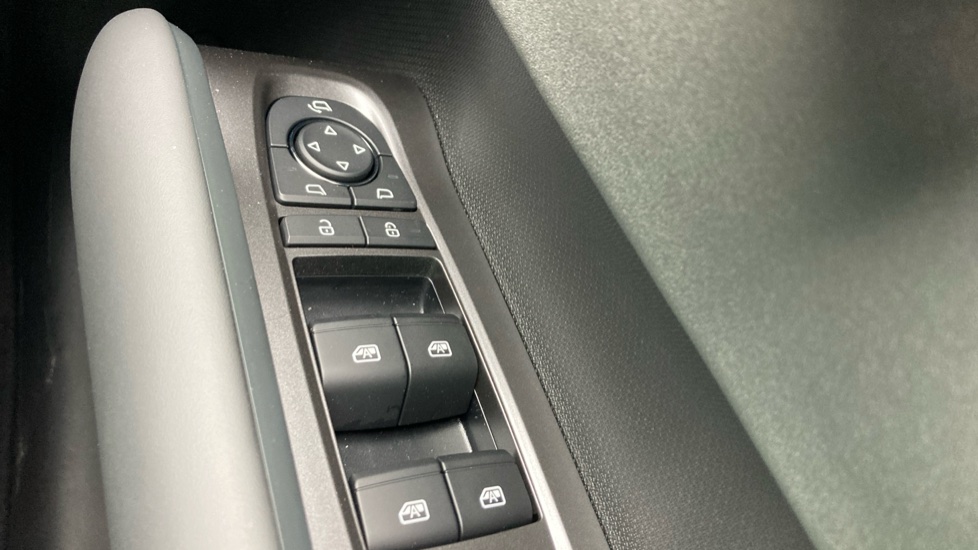 BYD Atto 3 Evo 230kW Design 75kWh 5dr Auto Electric Hatchback - Image 49