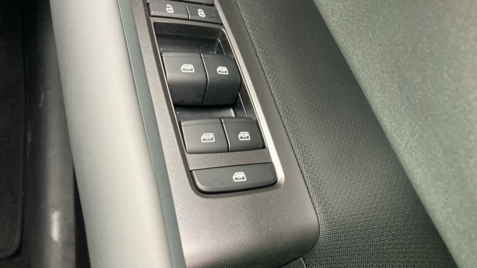 BYD Atto 3 Evo 230kW Design 75kWh 5dr Auto Electric Hatchback - Image 50