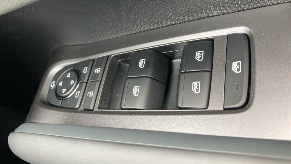 BYD Atto 3 Evo 230kW Design 75kWh 5dr Auto Electric Hatchback - Image 21