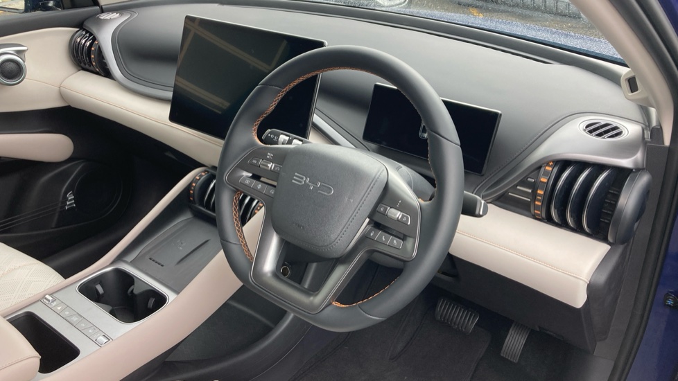 BYD Atto 3 Evo 230kW Design 75kWh 5dr Auto Electric Hatchback - Image 11