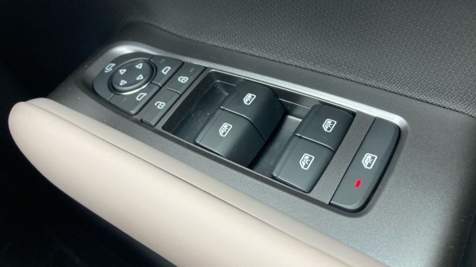 BYD Atto 3 Evo 230kW Design 75kWh 5dr Auto Electric Hatchback - Image 31