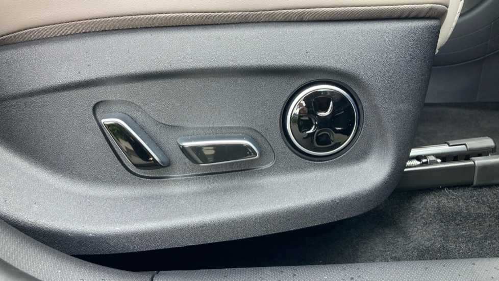 BYD Atto 3 Evo 230kW Design 75kWh 5dr Auto Electric Hatchback - Image 32