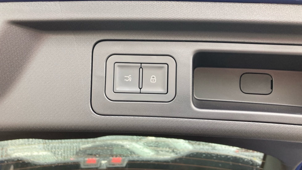 BYD Atto 3 Evo 230kW Design 75kWh 5dr Auto Electric Hatchback - Image 36