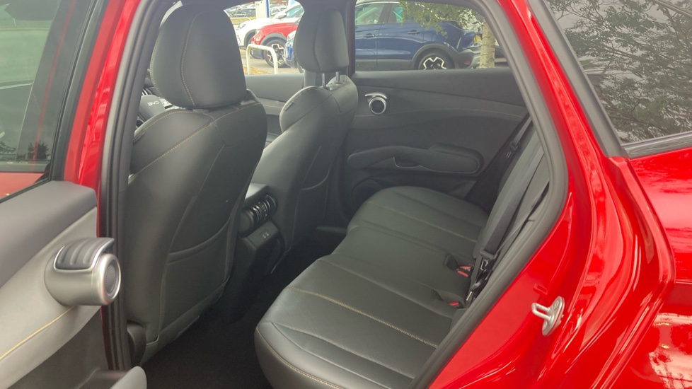 BYD Atto 3 Evo 230kW Design 75kWh 5dr Auto Electric Hatchback - Image 16